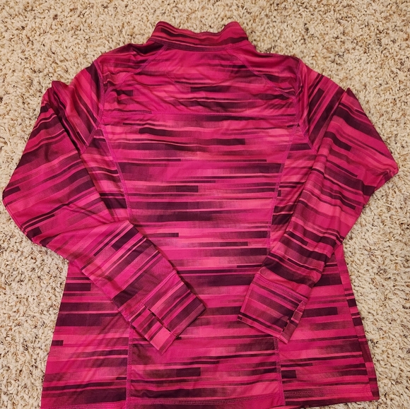 💥SALE💥 Xersio, Large, Zippered Athletic Long Sleeve Top, Fushia, Pink, Maroon - Picture 3 of 6